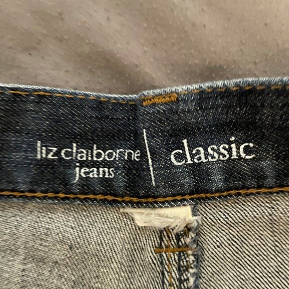 High Waisted Jean Shorts - Picture 4 of 4